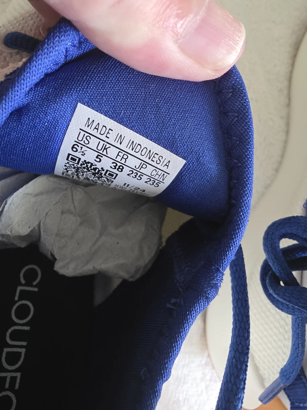 NWT Adidas Cloudfoam Pure SPW Sneakers - White/Royal Blue/Gum -